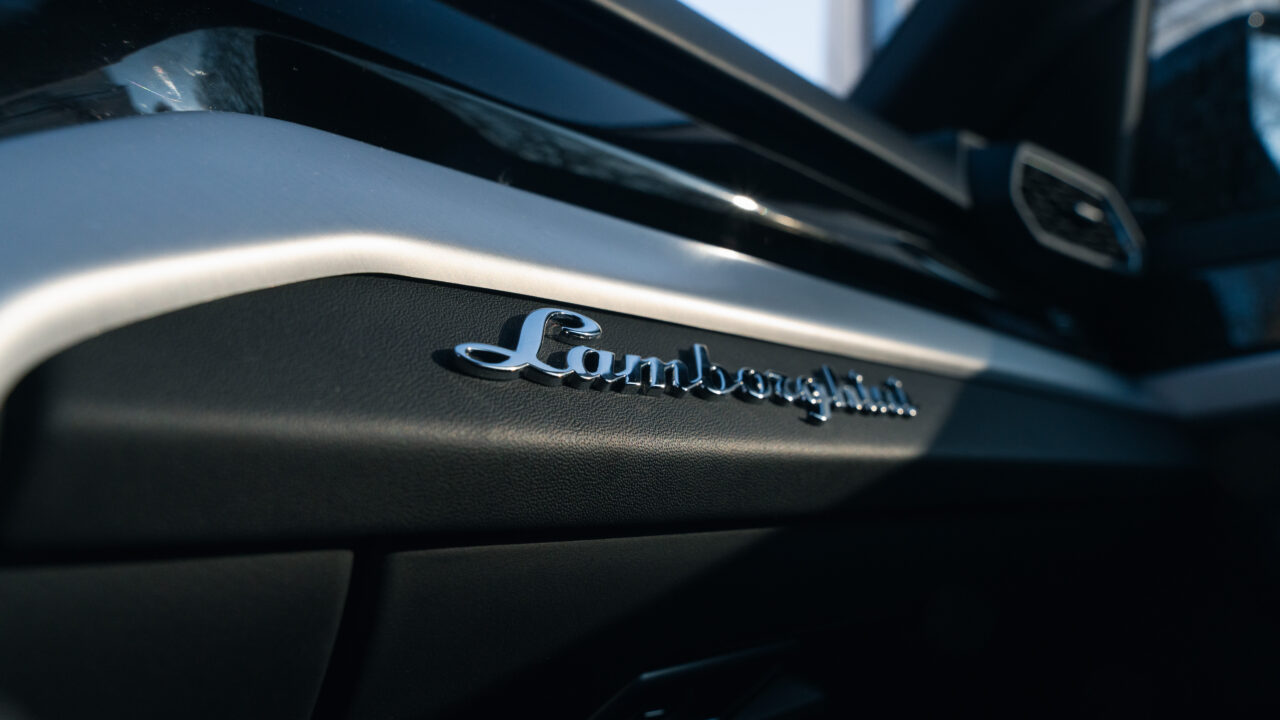 Najlepsze Lamborghini na wynajem – które wybrać?