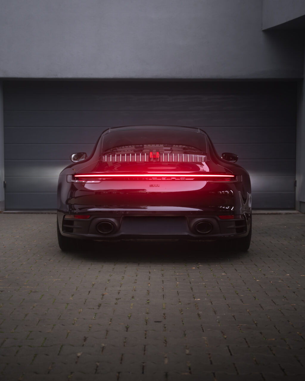 Porsche 911 Carrera 4S wynajem – sportowa perfekcja w codziennym wydaniu